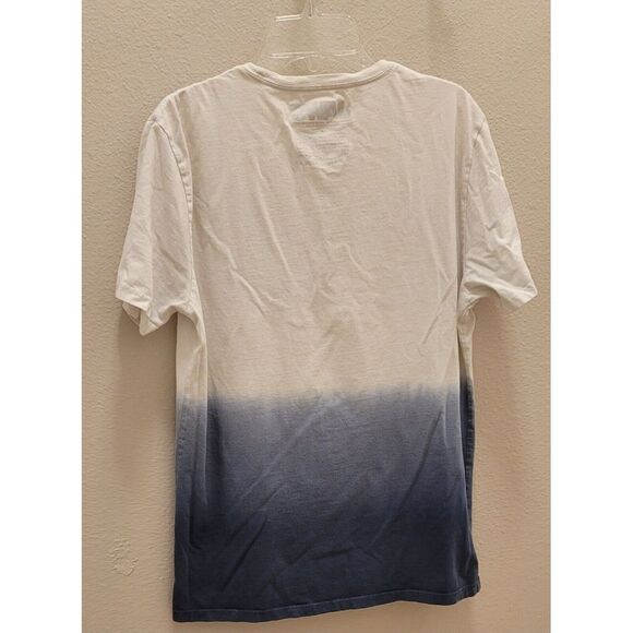 Jaws Movie Men's Small T-Shirt Shark Attack. Shark. Swimmer. JAWS. white/blue - Picture 5 of 5